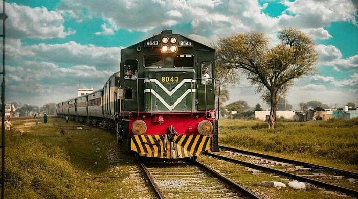 Train Cancellations Worsen Pakistan Rail Crisis